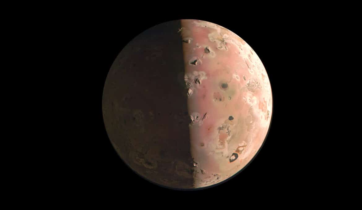 A New image of Io, Jupiter’s Moon with 400 Volcanoes